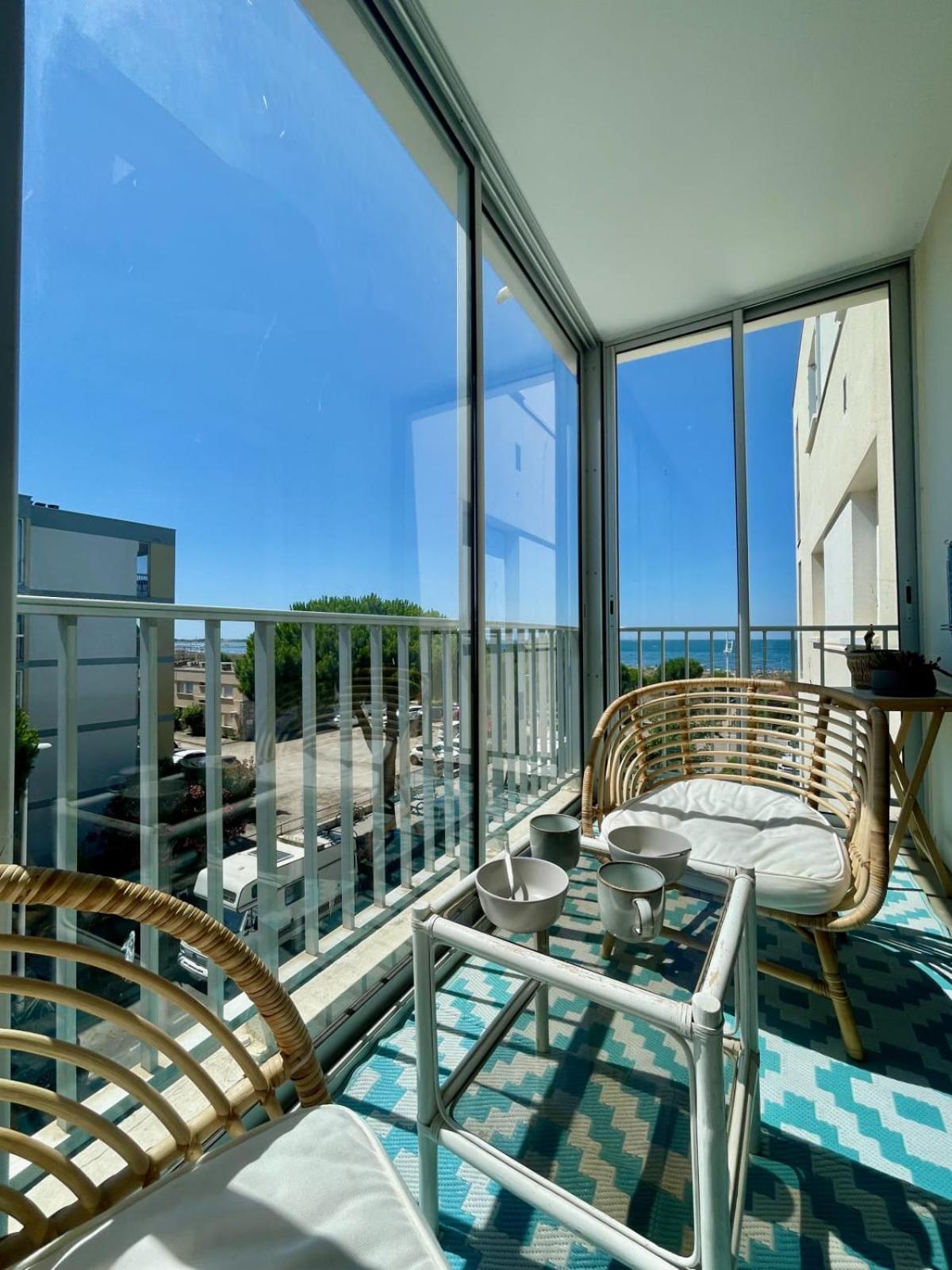 Le Neptune Appartement T2 Tout Confort Au Calme Et A Deux Pas De La Plage Le Grau-du-Roi Exterior photo