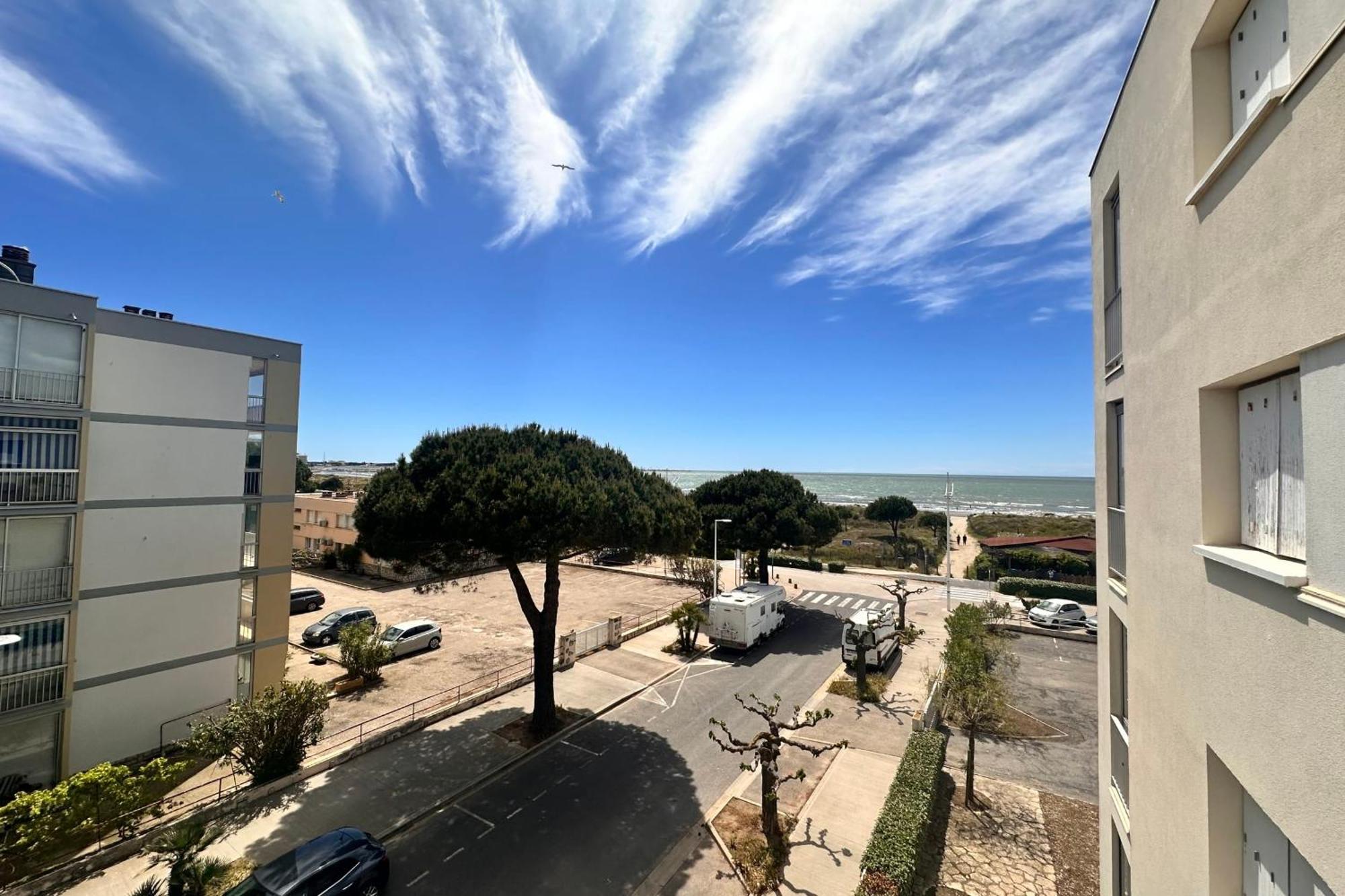 Le Neptune Appartement T2 Tout Confort Au Calme Et A Deux Pas De La Plage Le Grau-du-Roi Exterior photo